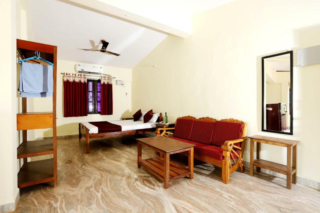 Morjim Sunset Hotel Exterior foto