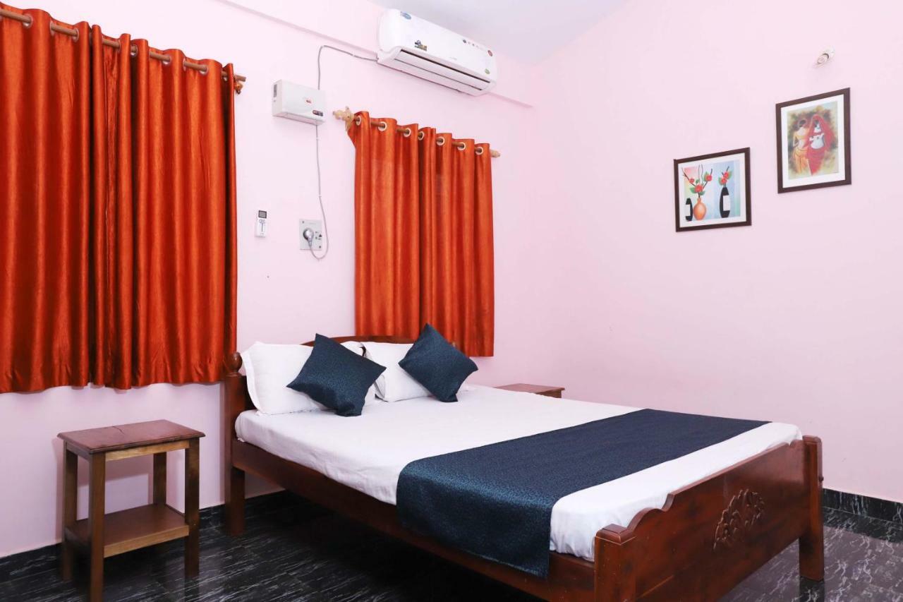 Morjim Sunset Hotel Exterior foto